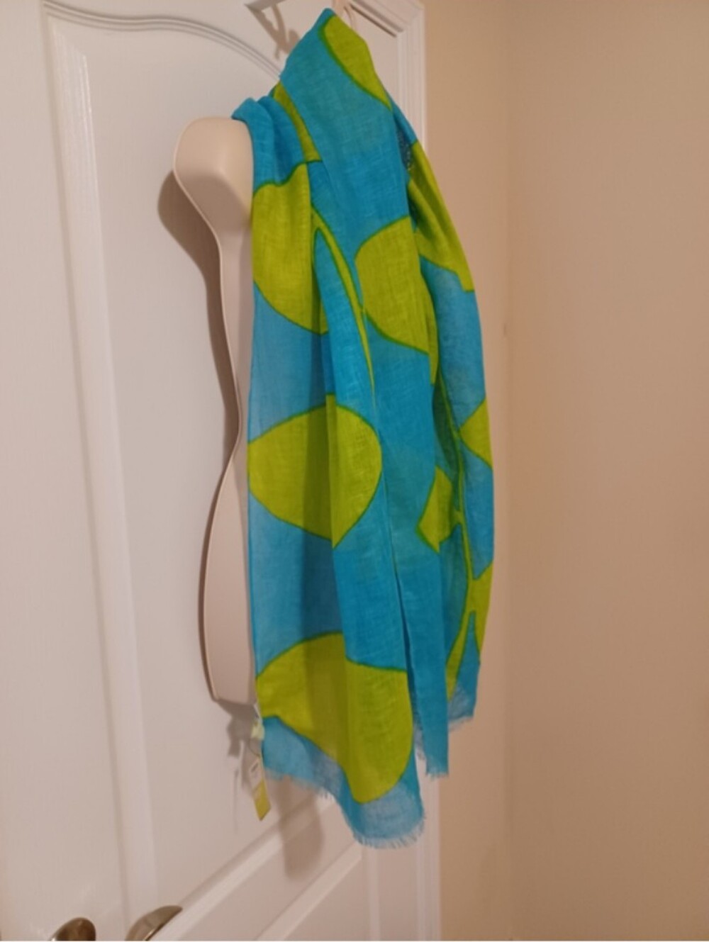 100% Linen Turquoise and Lime Leaf-Print Lightweight Scarf